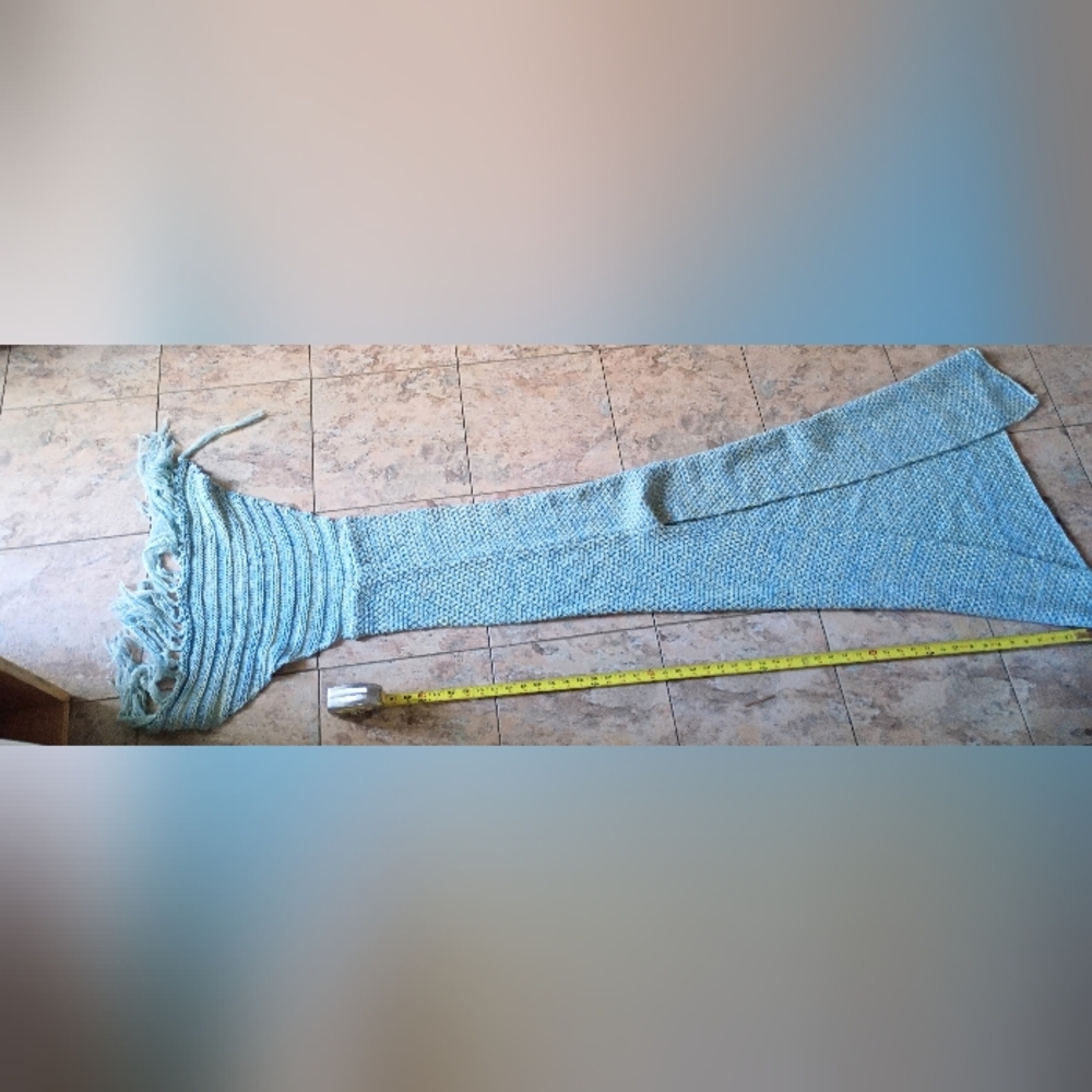 Turquoise Crochet Mermaid Blanket - Picture 3 of 3